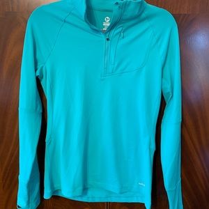 Merrill select wick long sleeve shirt. Size M